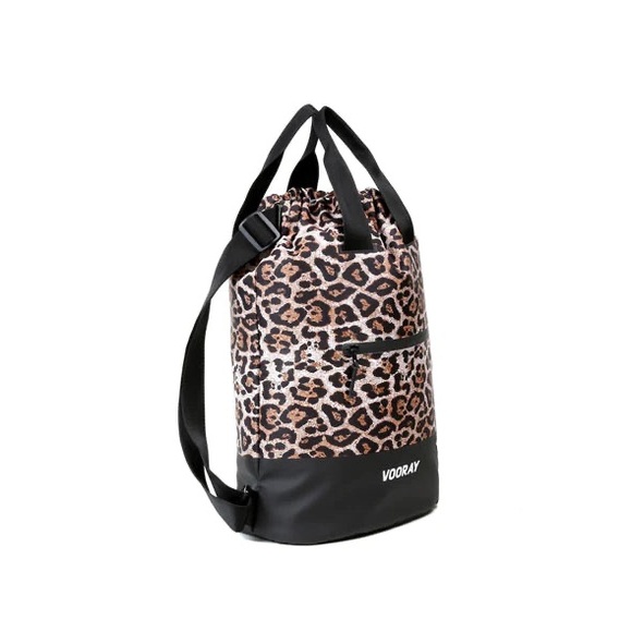 VOORAY Flex Cinch Backpack | Leopard Print - Picture 2 of 6